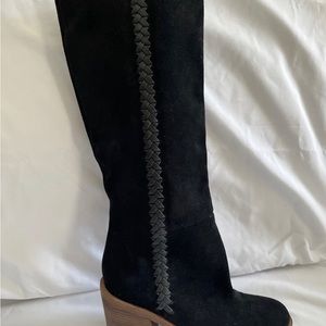 UGG Australia Maeva pull on Tall boots worn once 8 black suede leather heel